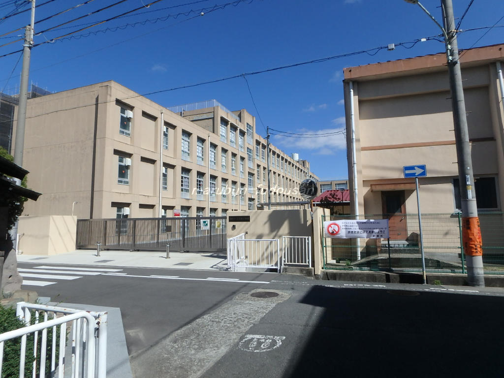 立花ニ西小学校